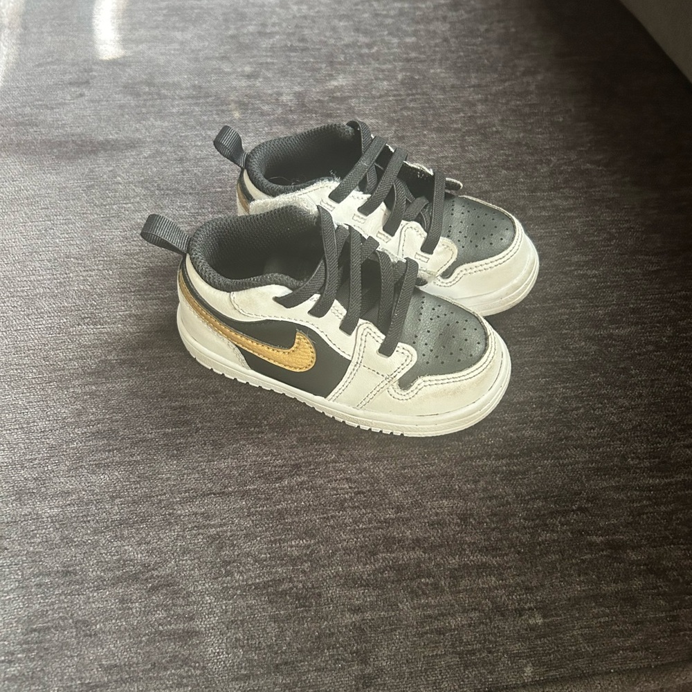 Jordan 1